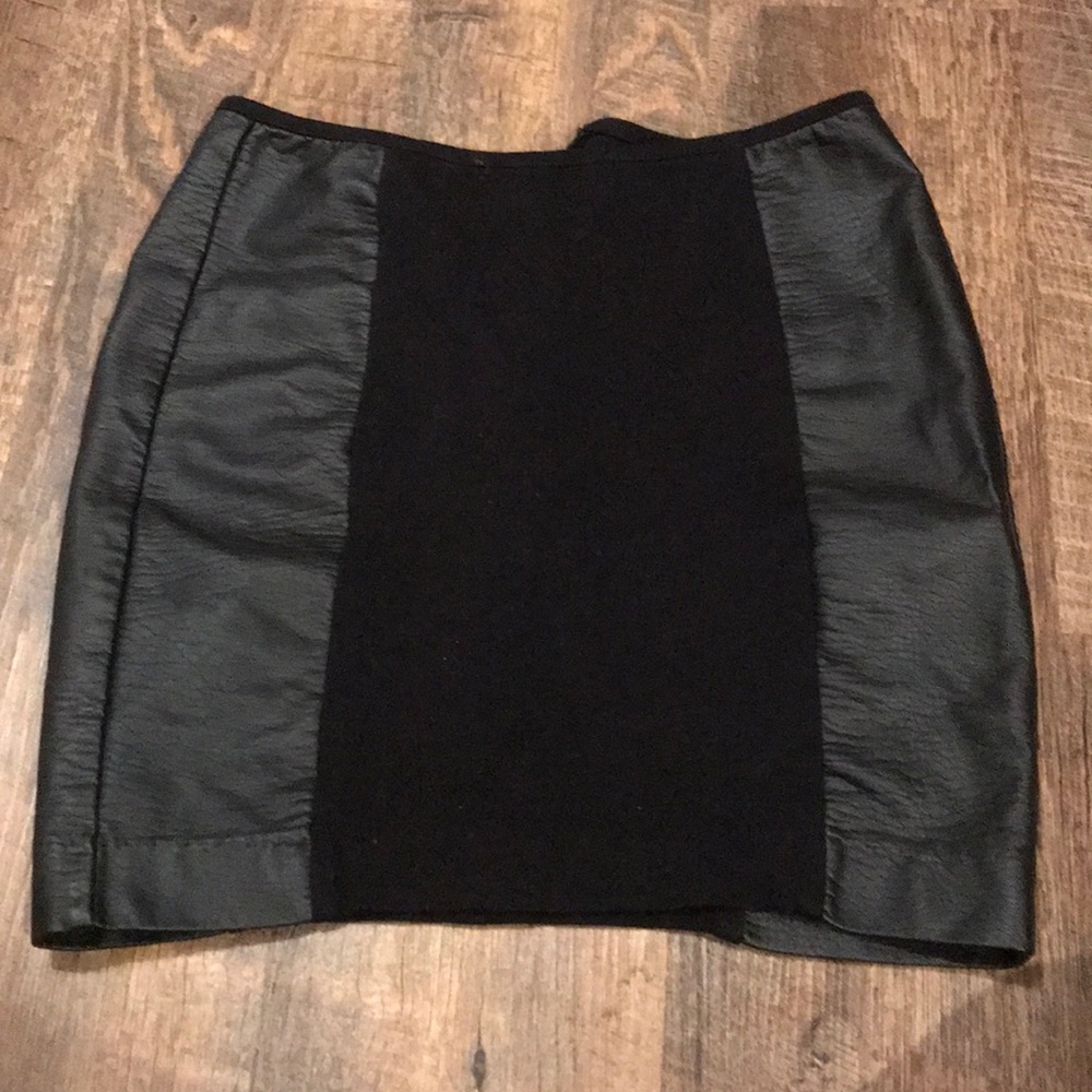 Faux leather mini skirt